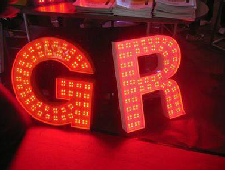 贵阳LED发光字有哪些优势？